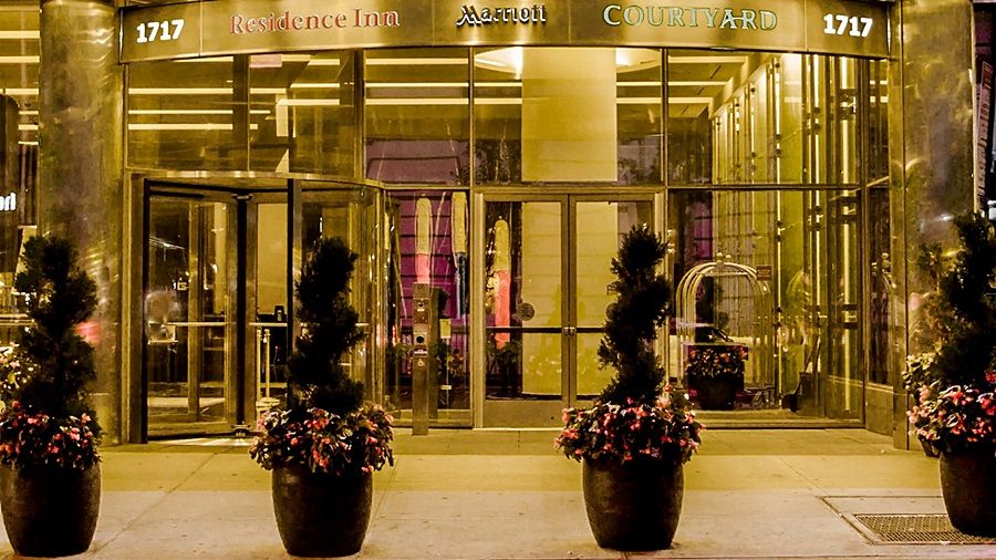 فندق نيو يوركفي  كورتيارد التابع لماريوت نيويورك مانهاتن / سنترال بارك المظهر الخارجي الصورة